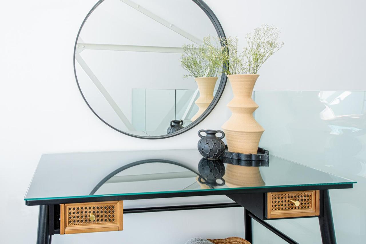 Rwy Suite48 Luxury Suite With Optional Parking Plymouth Exteriér fotografie