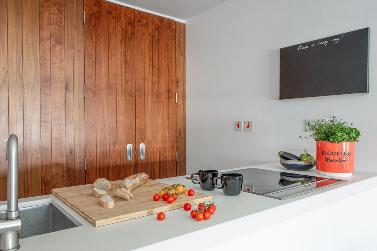 Rwy Suite48 Luxury Suite With Optional Parking Plymouth Exteriér fotografie